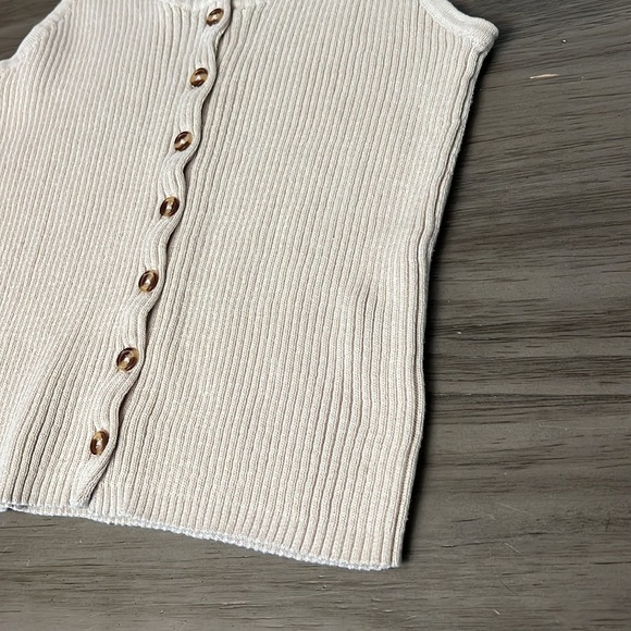 MOON & MADISON CREAM RIBBED TANK XL - Picture 2 of 11